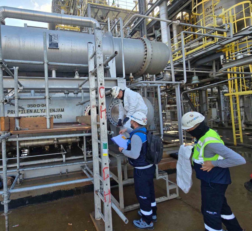 api-yetkili-hizmetler-03