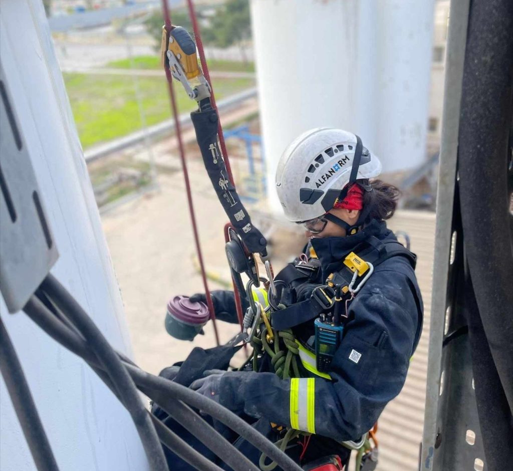 iple-erisim-drone-ve-robotik-muayene-hizmetleri-12