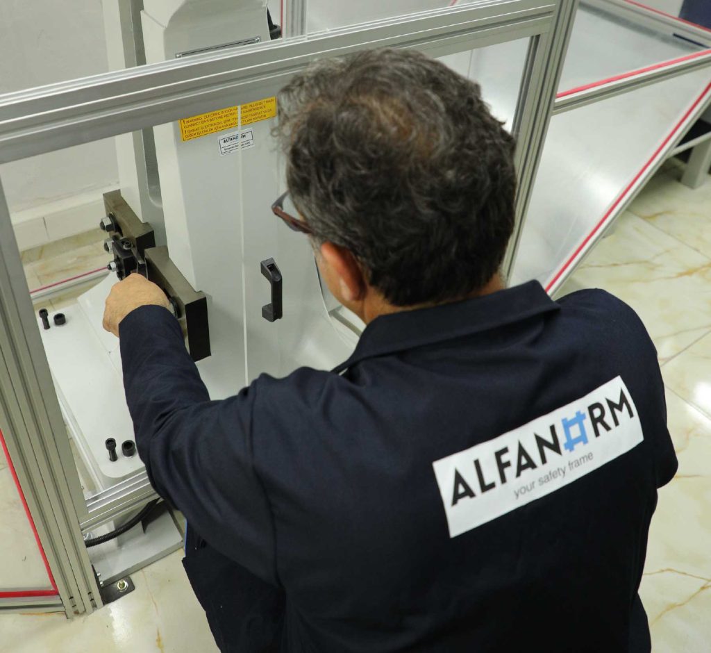 tahribatli-test-laboratuvar-hizmetleri-03